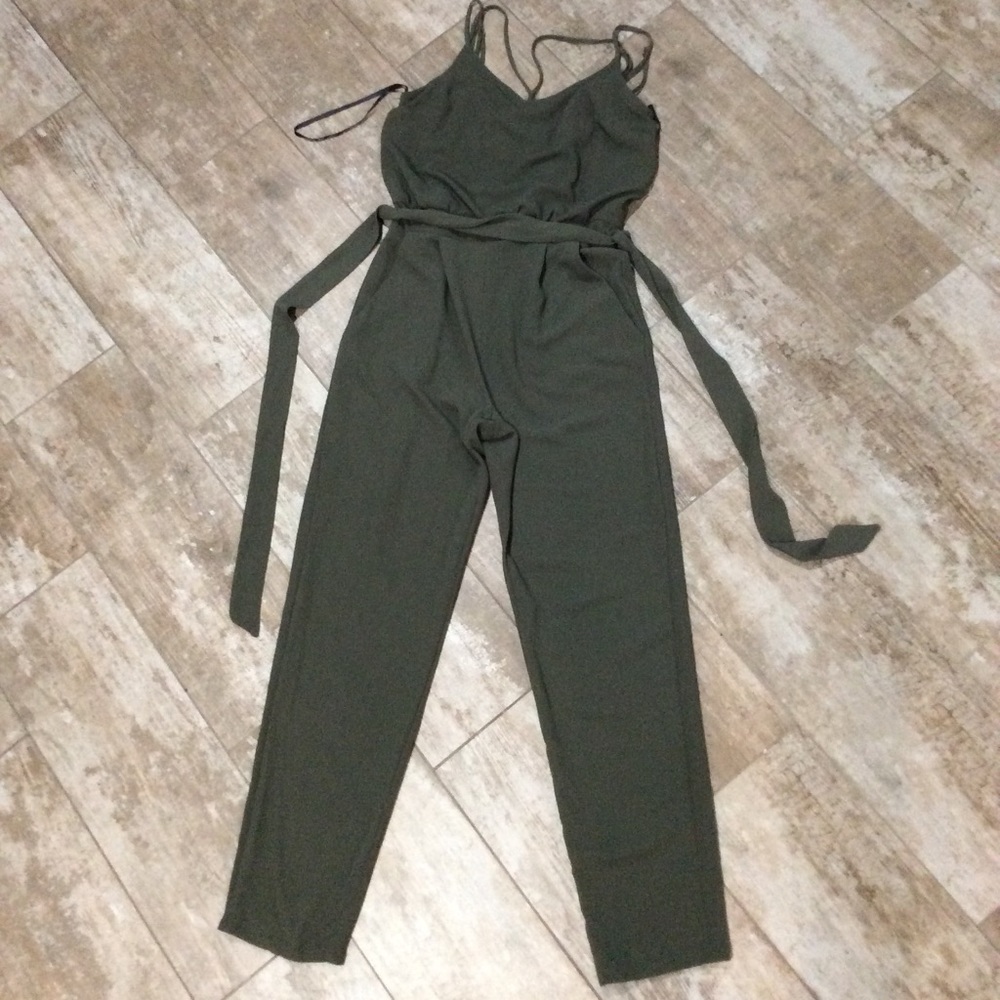 B Darkin jumpsuit 7/8